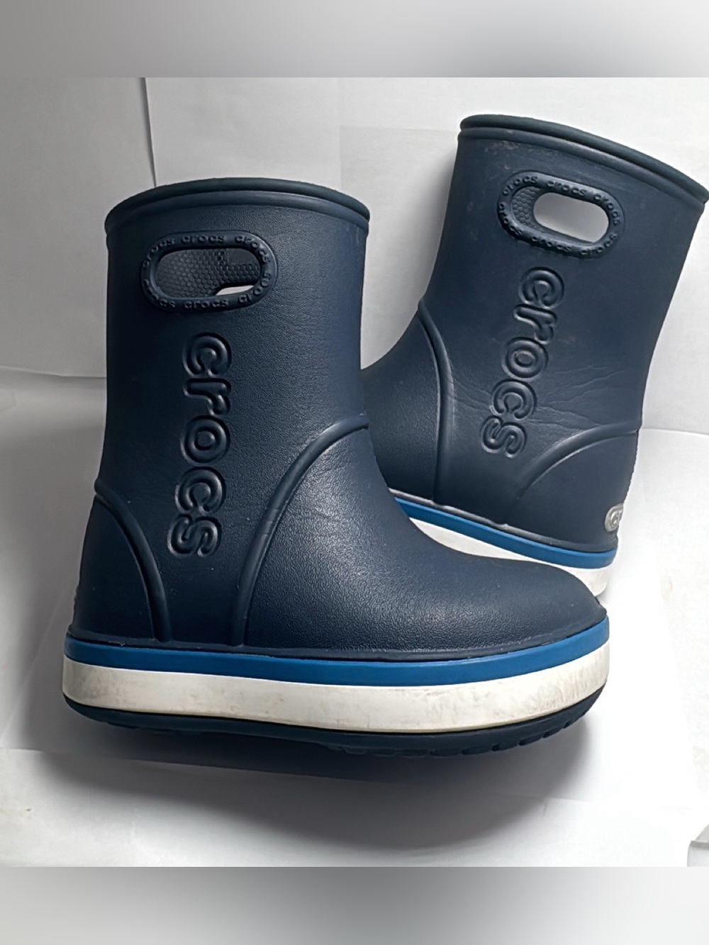 CHILDREN Sz 8 CROCS RAIN BOOTS LIGHTWEIGHT WATERPROOF NAVY BLUE COLOR